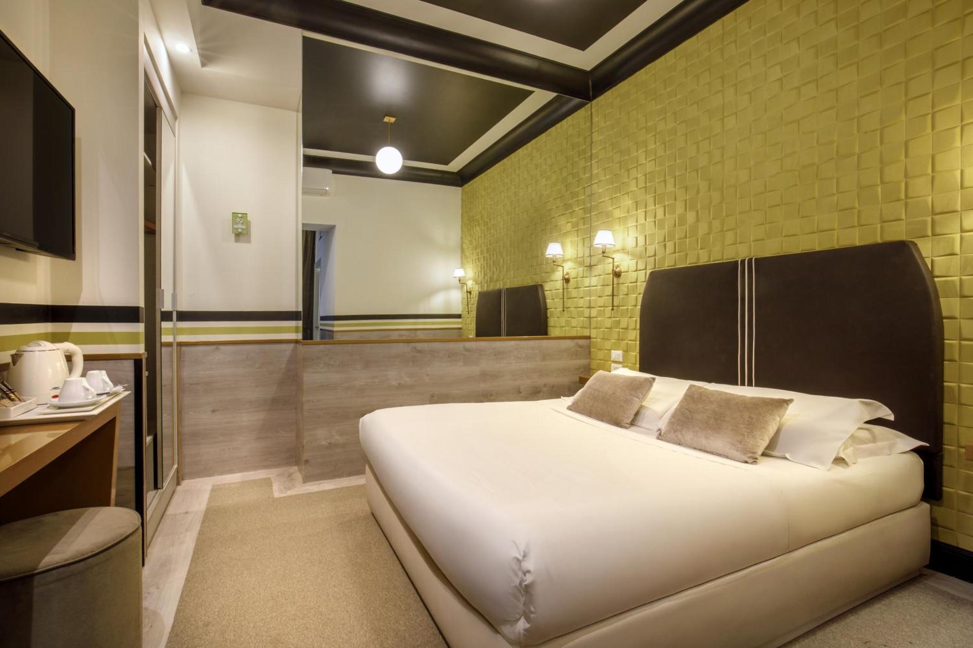 Relais Luxury Corso Hotel Rome Exterior photo