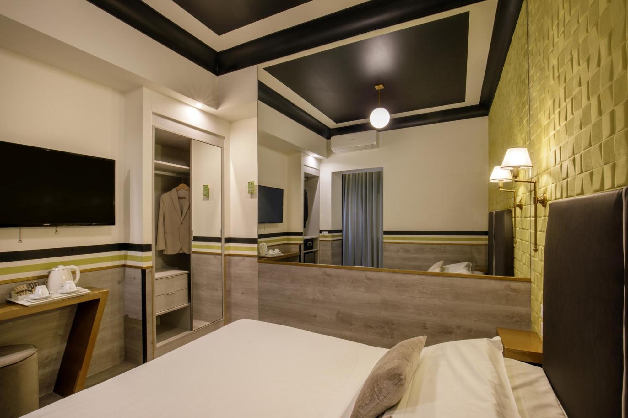 Relais Luxury Corso Hotel Rome Exterior photo